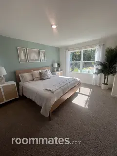 Room for rent in Gainesville, FL $600, townhouse