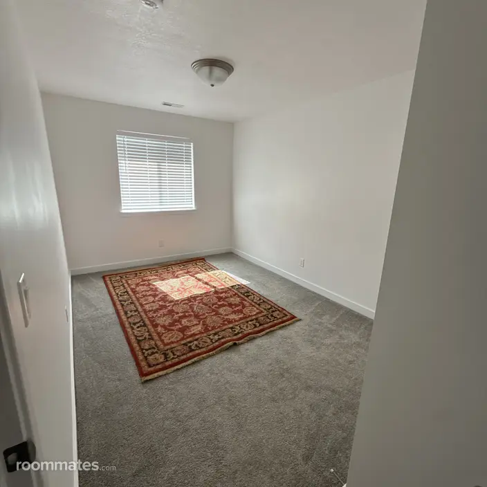 Room for rent in Layton, UT $700, townhouse
