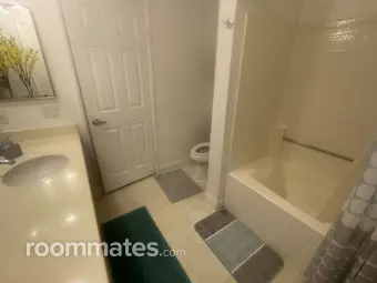 Room for rent in Moreno Valley, CA $850, house