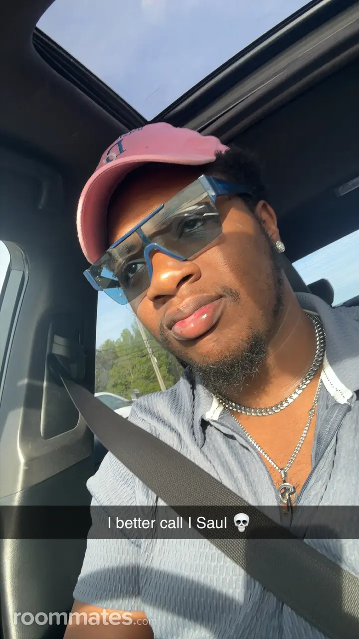 Profile photo 4 of 4