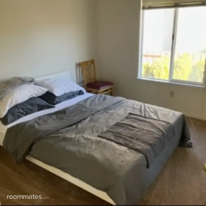 Room for rent in Hercules, CA $1000, house