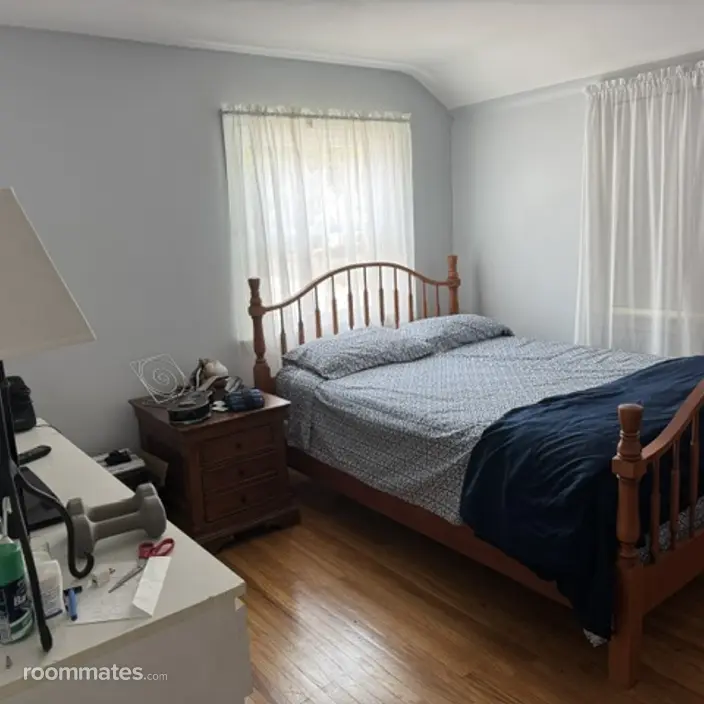 Room for rent in Wilmington, DE $800, house
