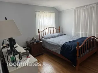 Room for rent in Wilmington, DE $800, house