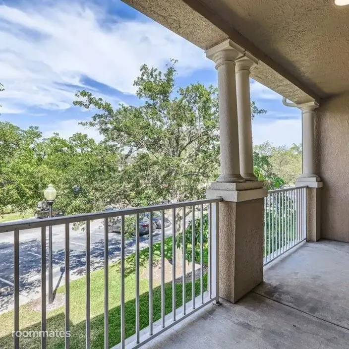Room for rent in Orlando, FL $900, condo