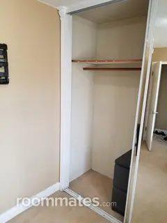 Room for rent in Hayward, CA $800, house