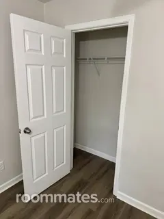 Room for rent in Locust Grove GA $800, house