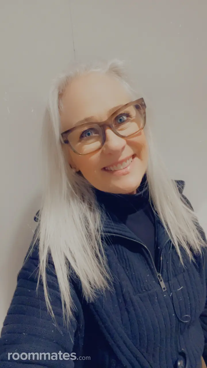 Profile photo 6 of 6