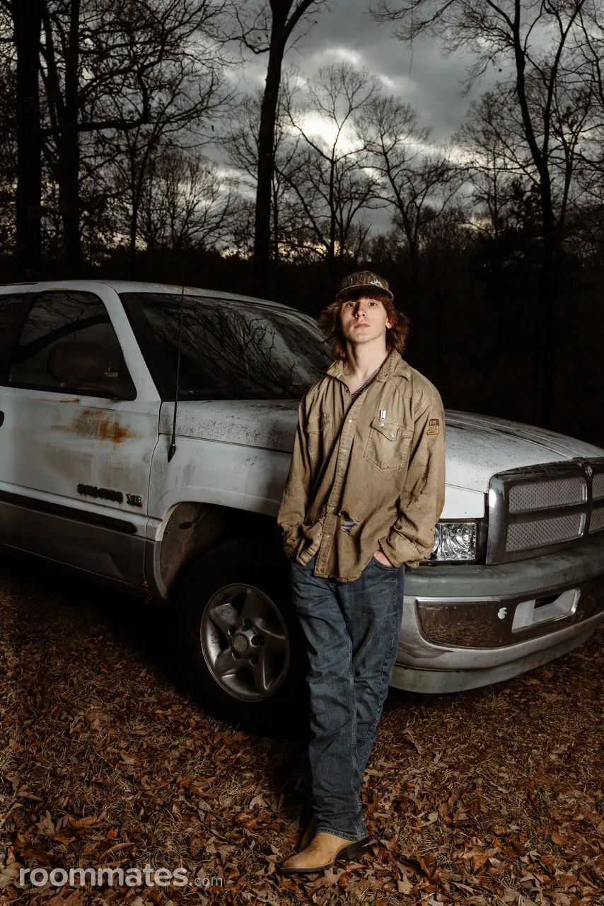 Profile photo 6 of 6