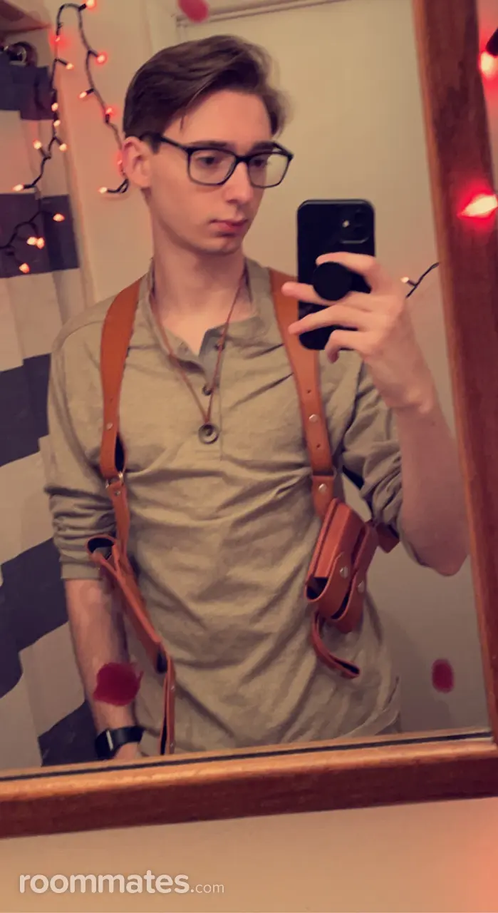 Profile photo 3 of 4