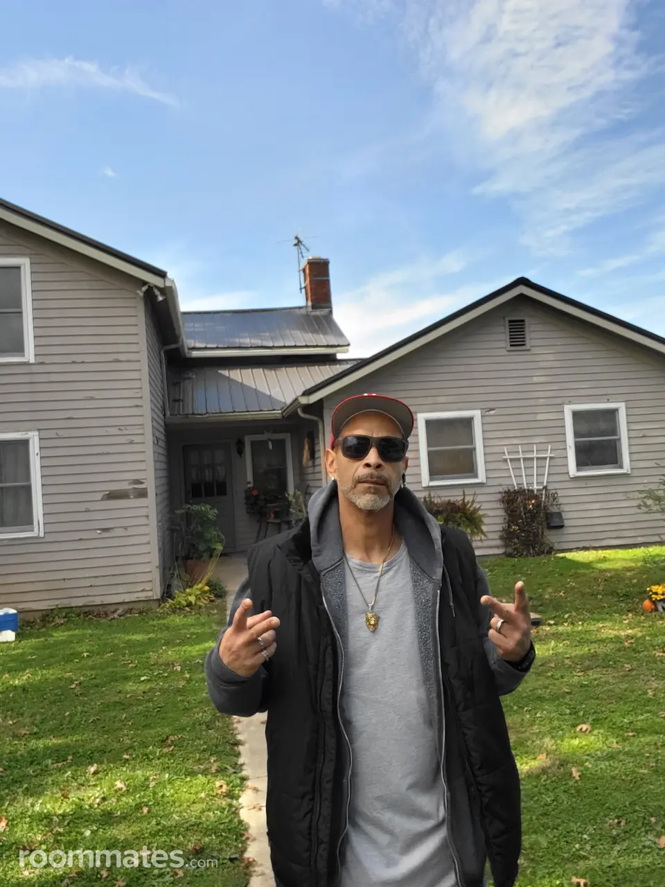 Profile photo 3 of 6