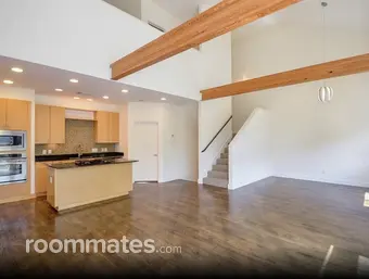 Room for rent in Houston, TX $1650, townhouse