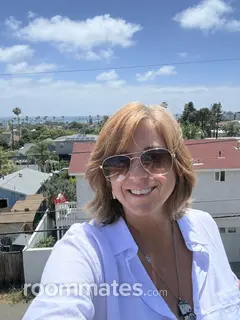 Roommate looking Solana Beach, CA, $1900