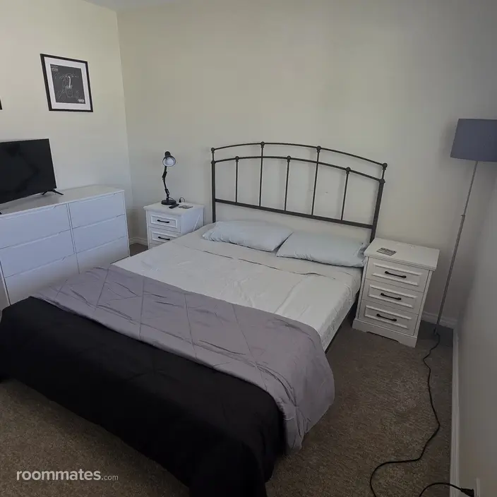 Room for rent in San Diego, CA $1550, condo