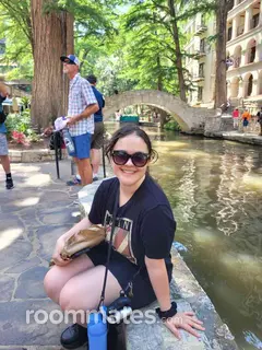 Roommate looking Arlington, VA, $1800