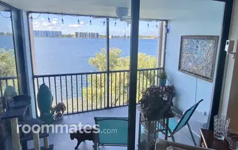Room for rent in Oakland Park, FL $1200, condo