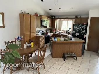 Room for rent in Longmont, CO $825, house