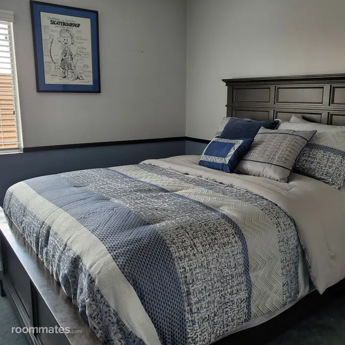 Room for rent in Chino Hills, CA $1300, house