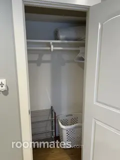Room for rent in Sacramento, CA $1150, house