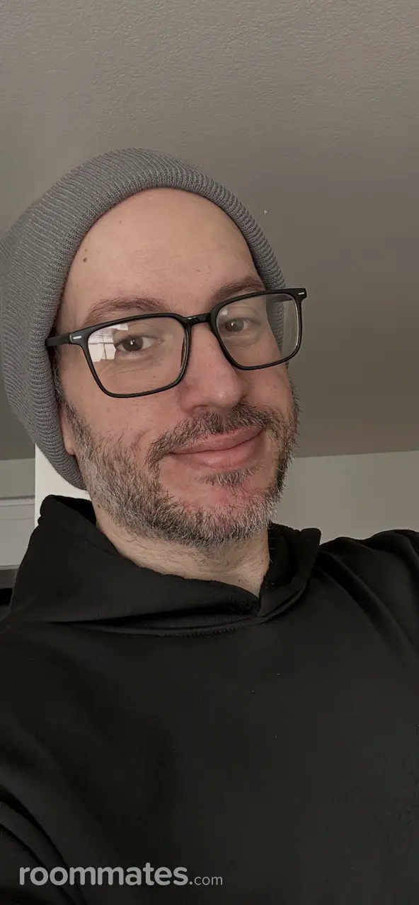 Profile photo 11 of 11