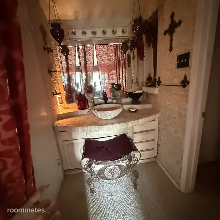 Room for rent in Irving, TX $900, condo