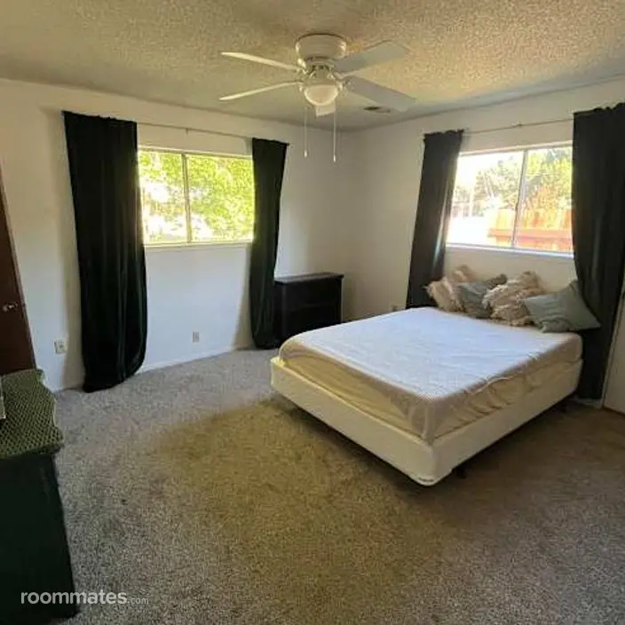 Room for rent in Snelling, CA $800, house
