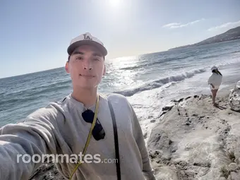 Roommate looking Highland, CA, $1200