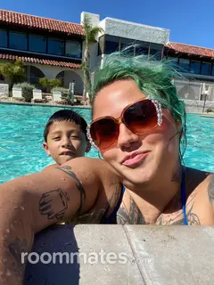 Roommate looking Palm Springs, CA, $1200