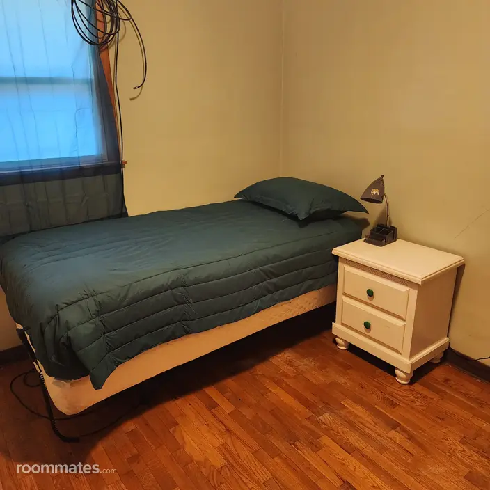Room for rent in Muskegon, MI $550, house