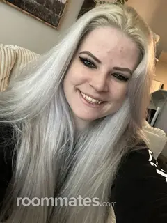 Roommate looking Puyallup, WA, $1000