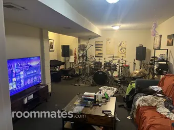 Room for rent in Capitol Heights, MD $1300, house
