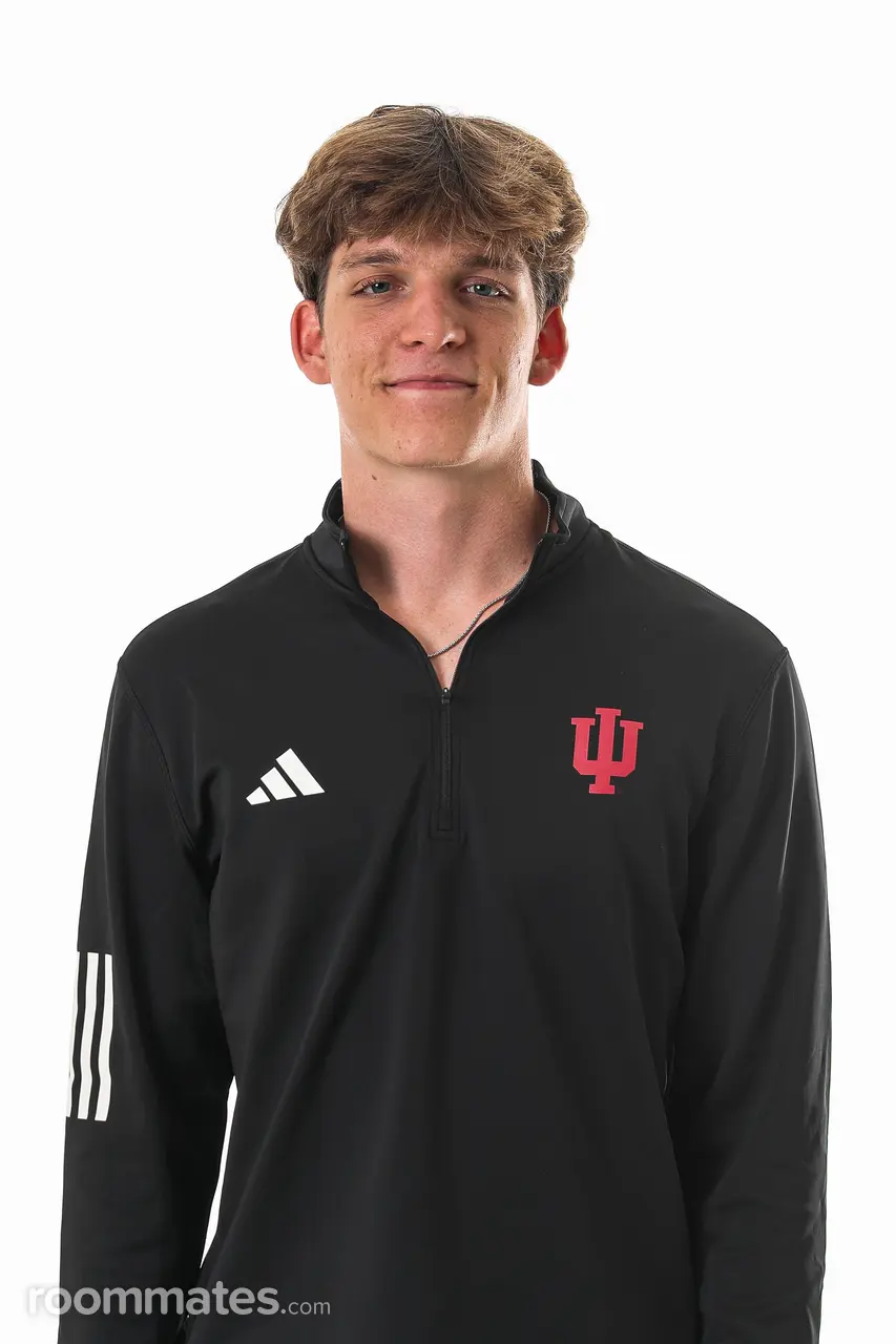 Profile photo 4 of 4