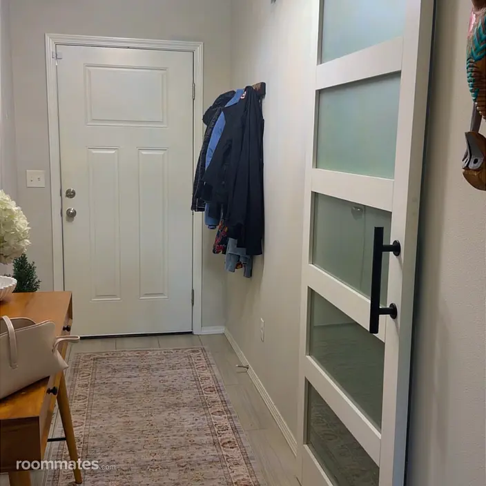 Room for rent in Broken Arrow, OK $600, house