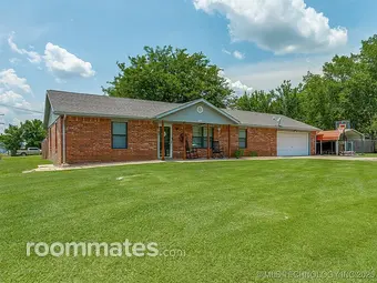 Room for rent in Stroud, OK $700, house