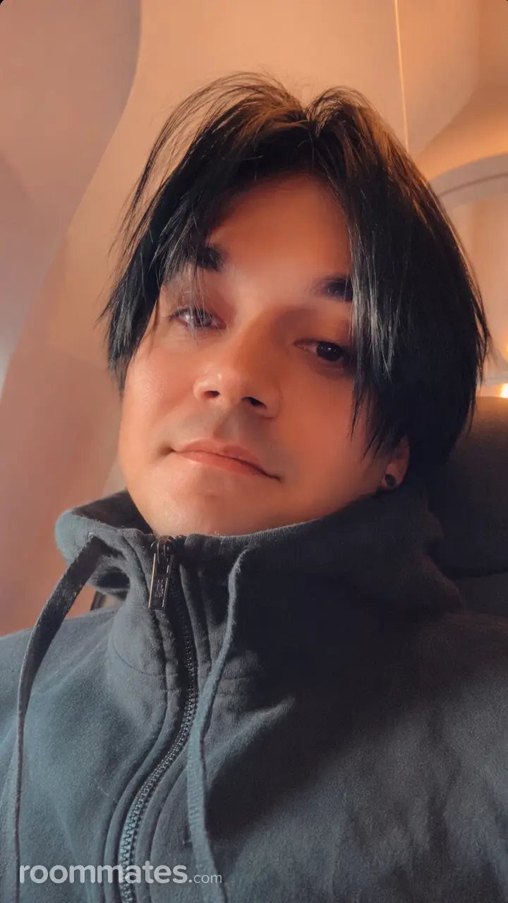 Profile photo 11 of 13