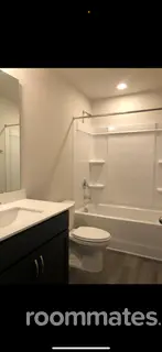 Room for rent in Statesville, NC $800, house