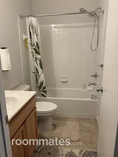 Room for rent in Silver Spring, MD $900, townhouse