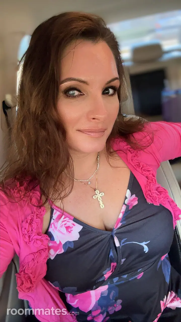 Profile photo 2 of 3
