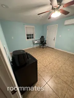 Room for rent in Fontana, CA $900, house