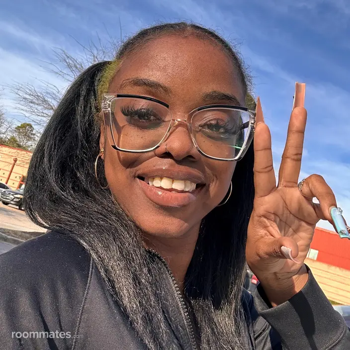 Roommate looking Grayslake, IL, $800