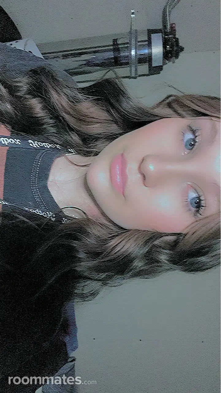 Profile photo 9 of 9