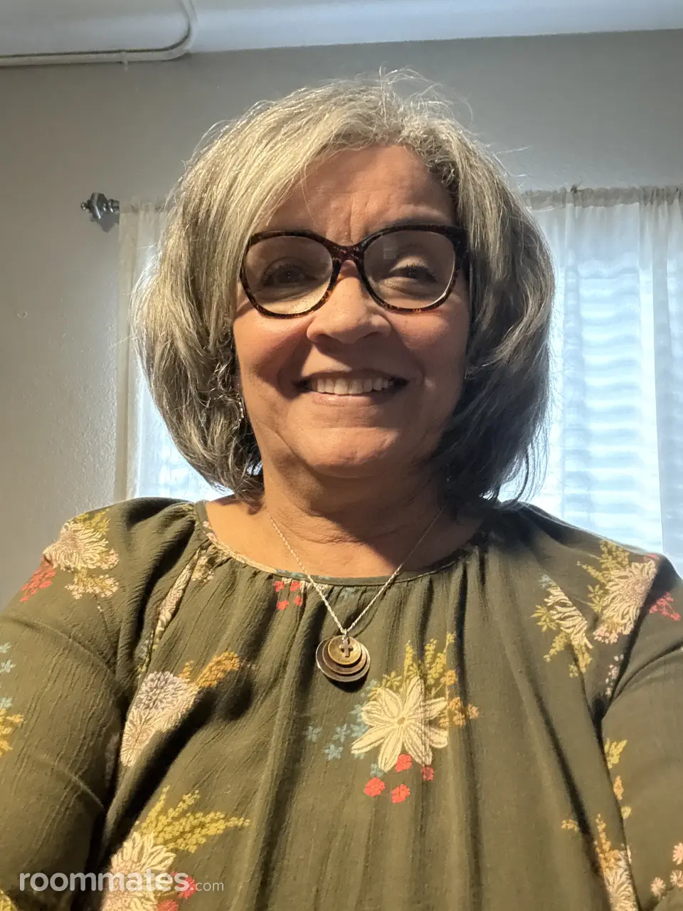 Profile photo 2 of 4