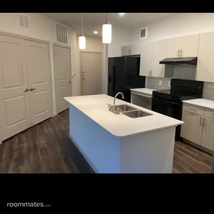 Room for rent in Austin, TX $828, apartment