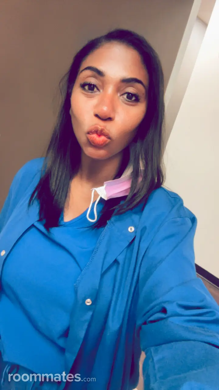 Profile photo 11 of 15