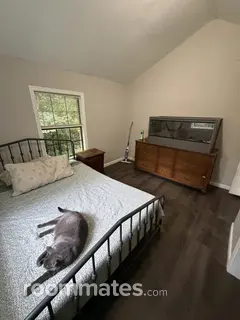 Room for rent in Knoxville, TN $900, house