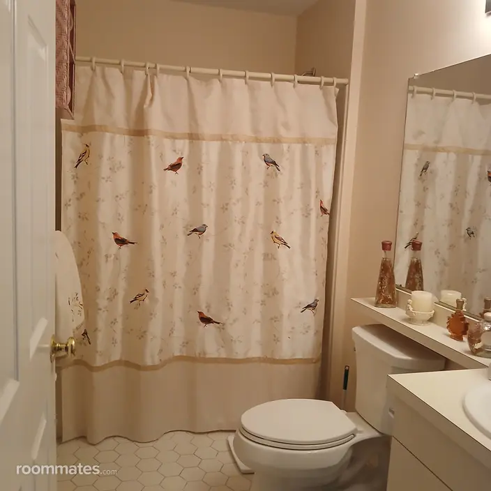 Room for rent in Mahwah, NJ $1950, condo
