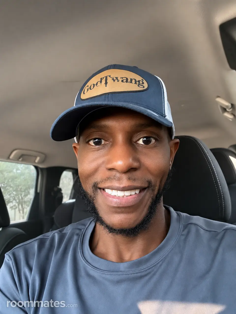 Profile photo 6 of 6