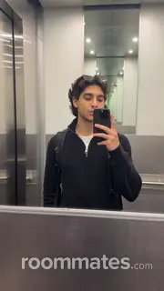Roommate looking Jersey City, NJ, $900