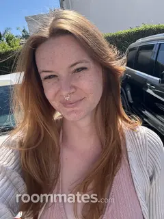 Roommate looking Oceanside, CA, $1000