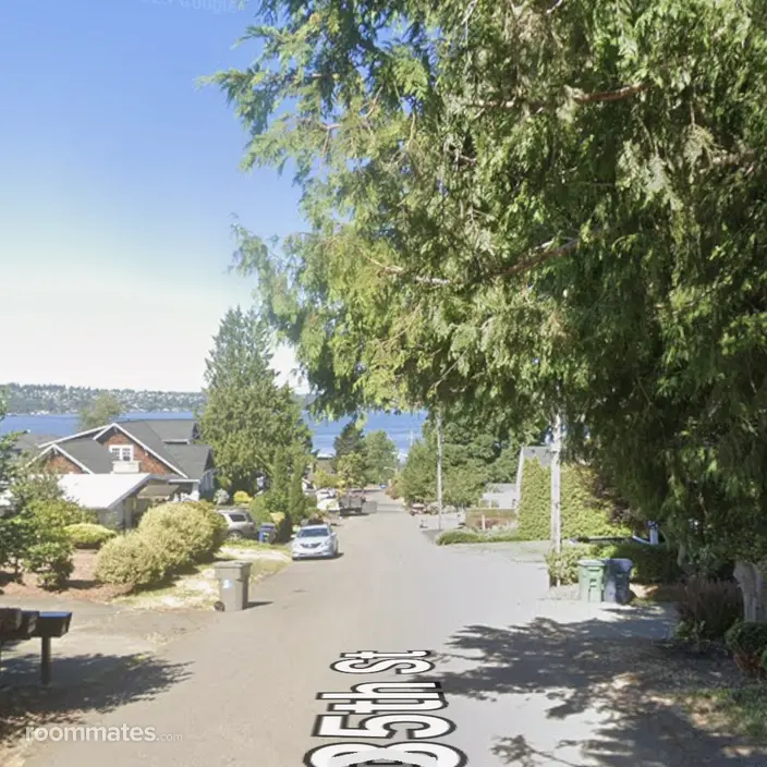 Room for rent in Renton, WA $825, house