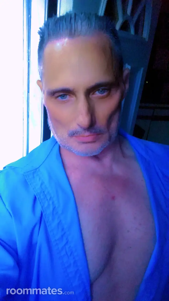 Profile photo 2 of 6
